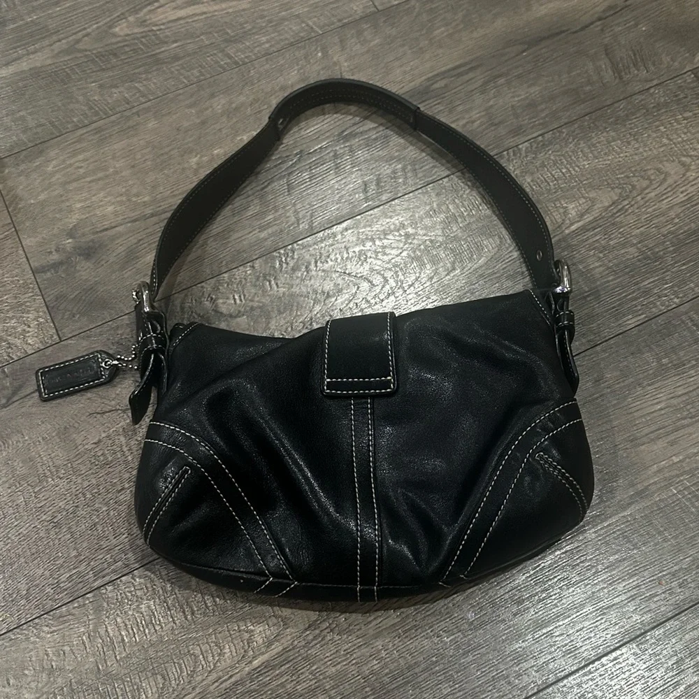 Vintage Coach Black Small Soho Leather Shoulder Bag - Picture 4 of 13